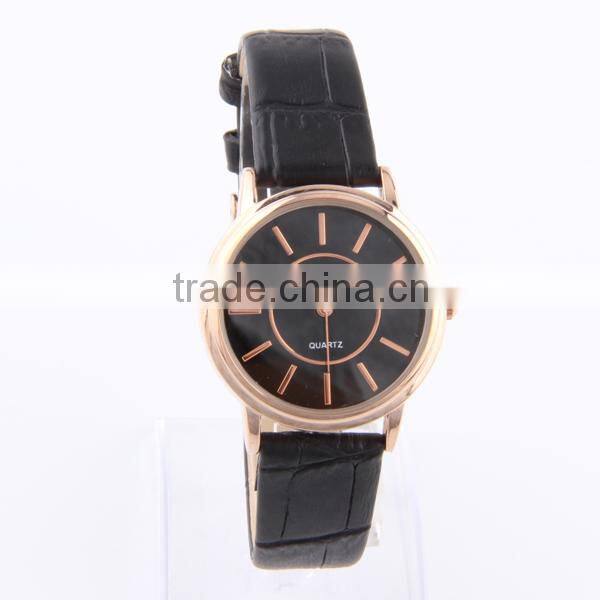 Stylish OEM ladies wrist watches with leather band