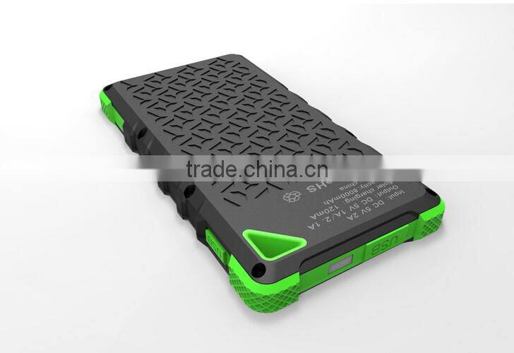 New design built -in battery 8000mAh, outdoor solar power bank , warterproof solar power bank for smart phone laptop