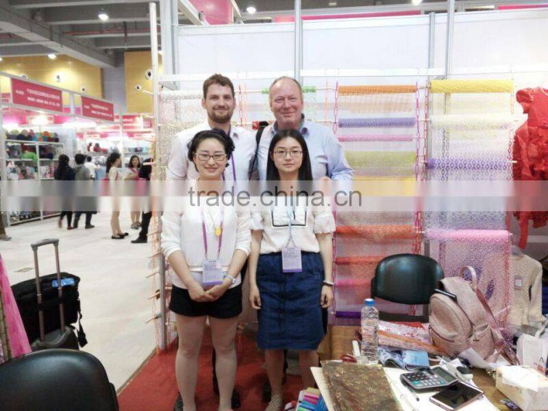 Hot Selling Textile Bronzing and Glitter Printing Table Runner Celebration Decoration