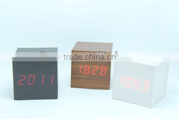 Wood voice control desktop clock portable desktop clock digital desktop clock