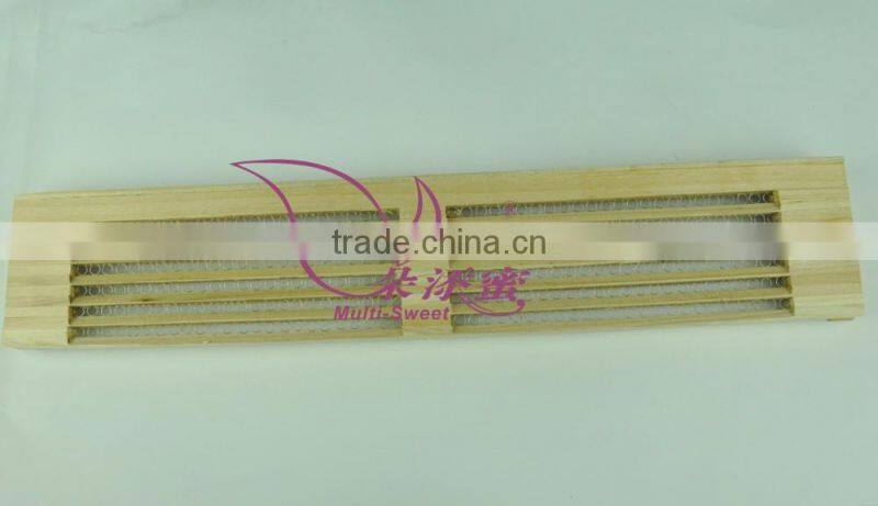 2017 hot sale beekeeping yellow plastic pollen trap collector