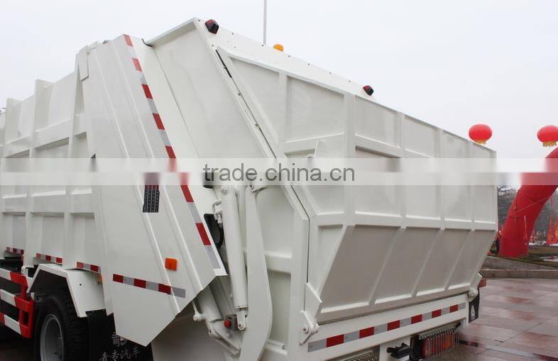 White HOWO Waste Collection Vehicle 266HP 4X2