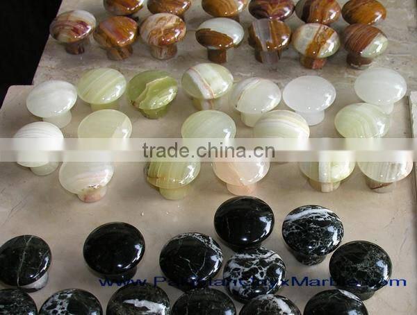 CUSTOM DESIGN AND SIZE ONYX KNOBS AND PULLS COLLECTION