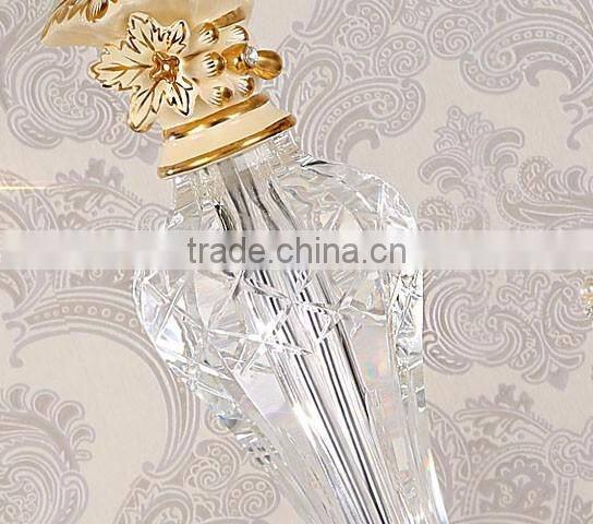 White ceramic carving stand K9 clear crystal table lamp with lampshade