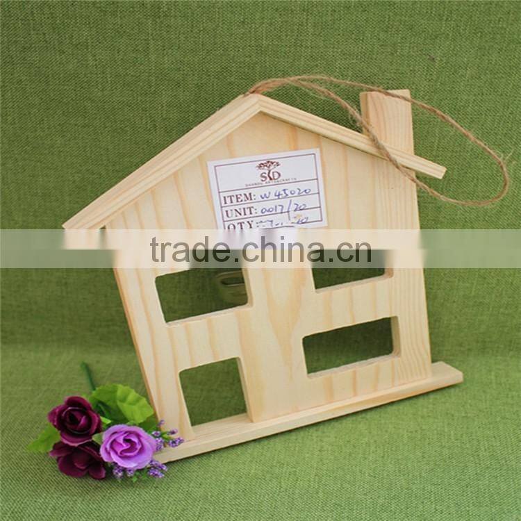 roomshaped wood craft toy for key