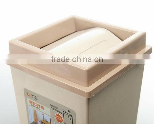 207 Plastic houseware filp trash