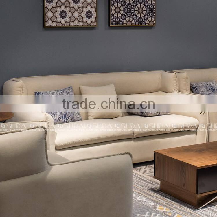 Beautiful Beige Color Modern Sofa Sectionals G1120