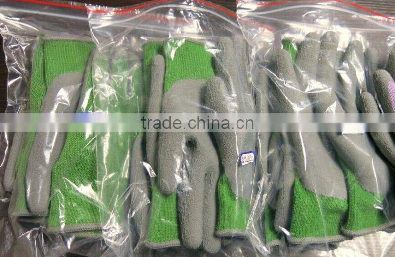 DDsafety 2017 Knitted Gloves Cotton Gloves With Green Latex Glove Safety Gloves
