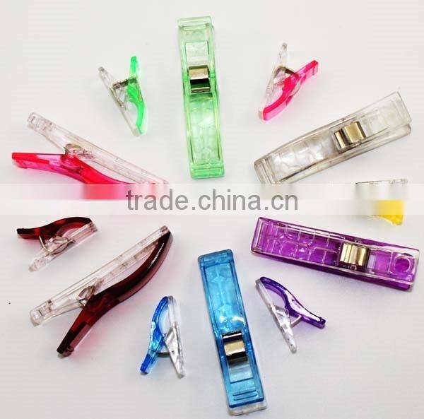 50 PCS small+10 PCS large wonder clips with a Jar Packing