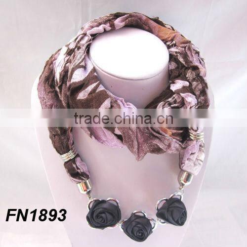 Fashion necklace pendant scarf