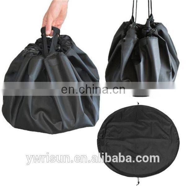 Black Polyester Waterproof Wetsuit Changing Mat/Bag Perfect for Beach Surf