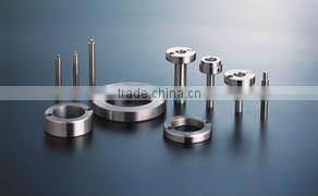 Parting lock for plastic mold