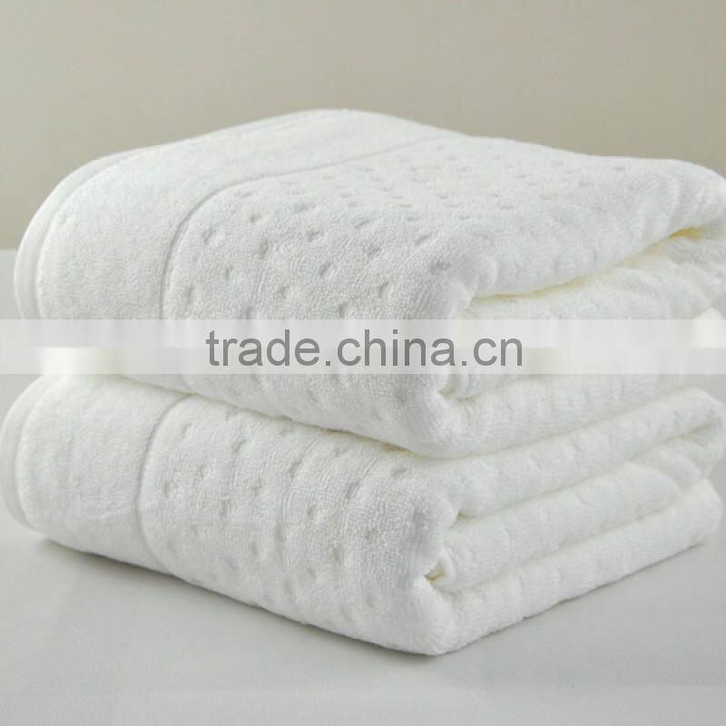 2016 new design comfortable custom high quality bath towel wholesale