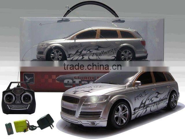1:18 4CH R/C CAR WITH LIGTH AND MUSIC BATTERY INCLUDED