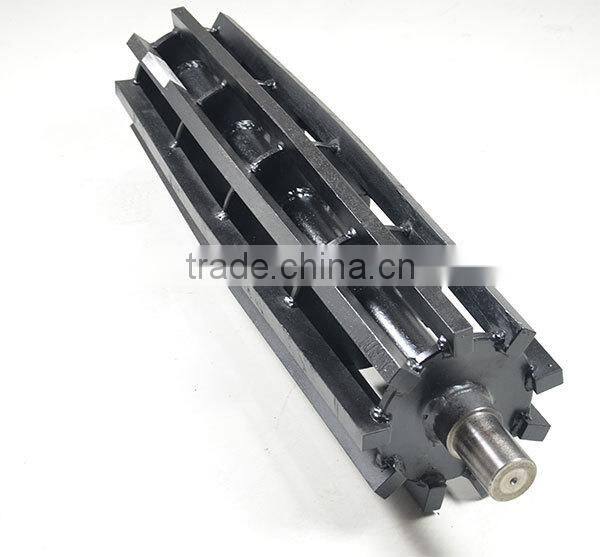 Rubber conveyor belt roller for milling machine