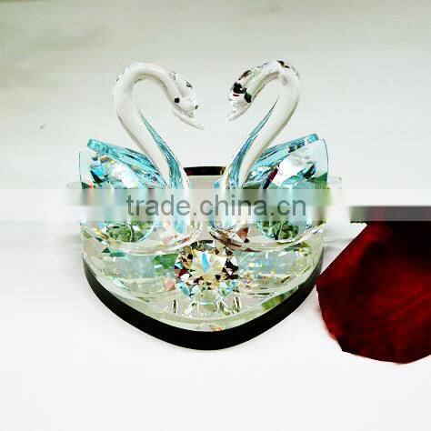 Fashion wedding decoration red crystal swan
