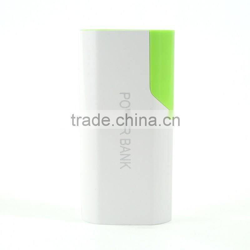 2016 New Mini Power Bank 2400mAh Portable Charger 18650 Charger Device for Smart Mobile Phone Power Supply Powerbank 6598