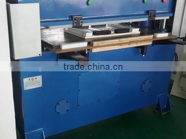 Precise Double Cylinders Four Columns Hydraulic Foam Die Cutting Machine