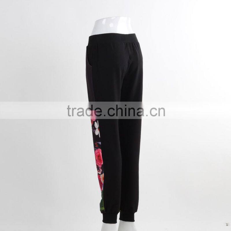 F5W30178 Ladies Contrast Panel Flower Print Jogger Pants