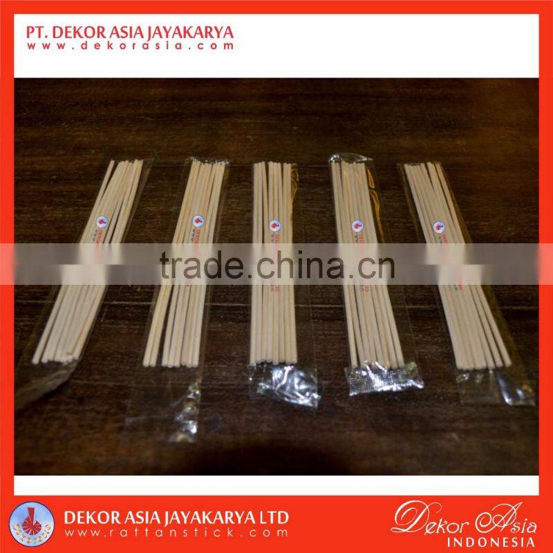 Selling Reed rattan diffuser sticks customized diameter and length reed sticks 10.5" x 3"