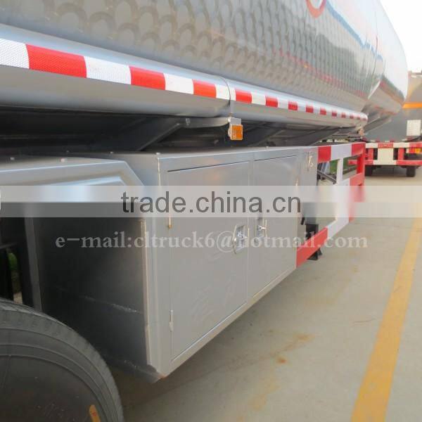 CLW 3 Axles Aluminum Trailer 55000L for Oil Transportation