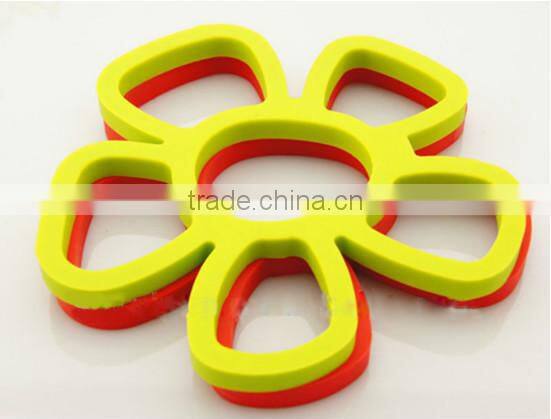 Kitchen use flower shaped silicone table mat/place mat&Silicone coaster&Silicone Cup Mat