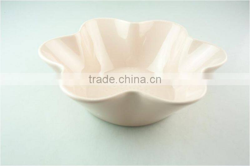 Stocklot light yellow glaze Flower shape ceramic bakeware