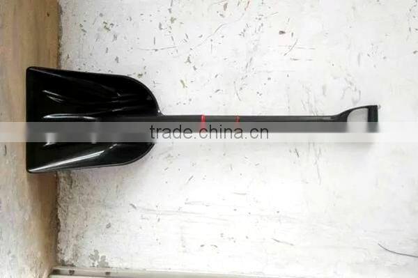 518 shovel with wooden handle
