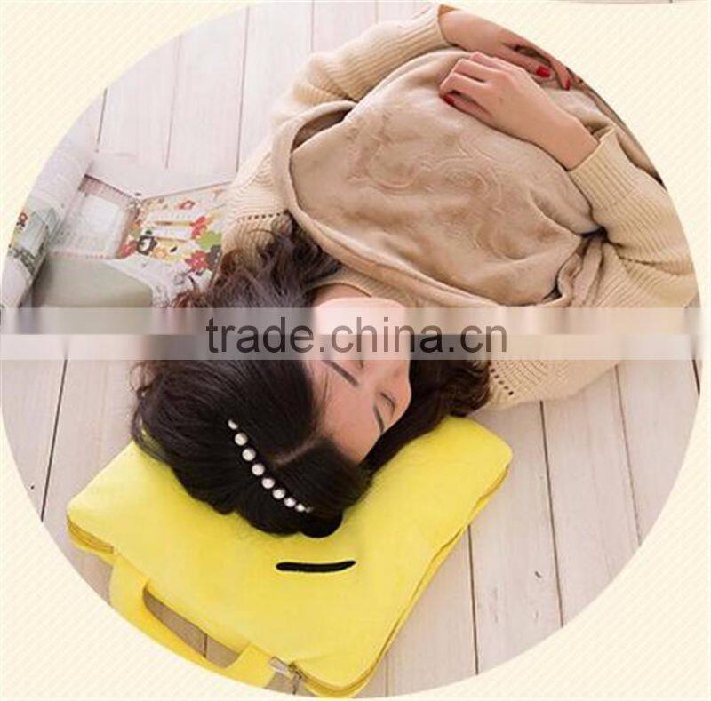 2016 hot Wholesale travel decorative body bolster emoji pillow blanket