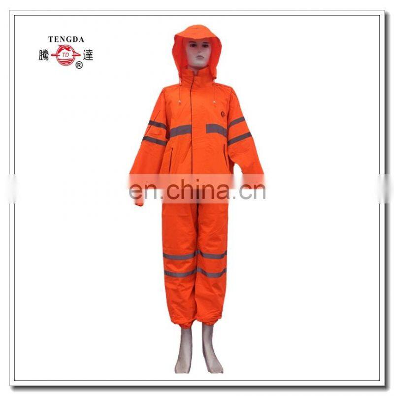 New design reusable safety rubber rain coats