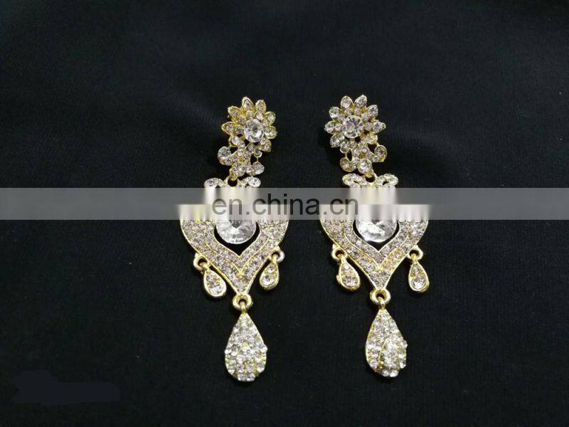 Innovative Designer Gold Plated Bollywood Style Kundan Earrings Set In White Color