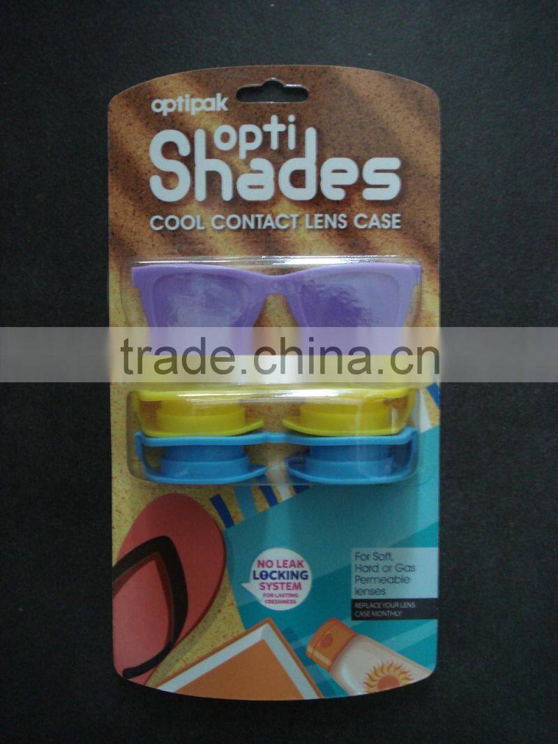 clamshell package with printed card insert