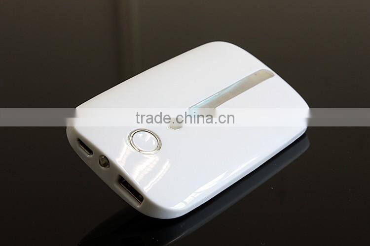 Fashion business style dual USB charger white mouse wireless power bank
