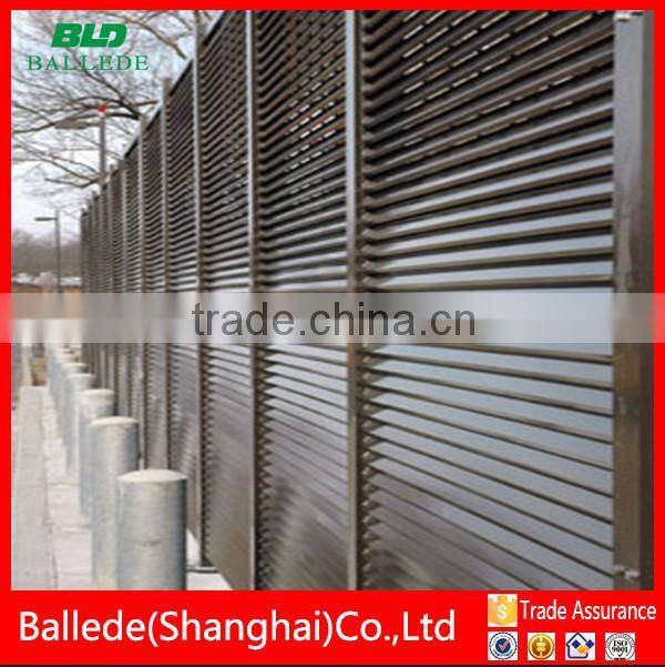 Standard aluminum cast fence