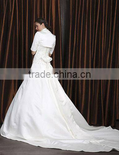 A-line Spaghetti Staps Embroidery Satin Wedding Dress With a Half-lengh Sleeves Jacket XYY-k20