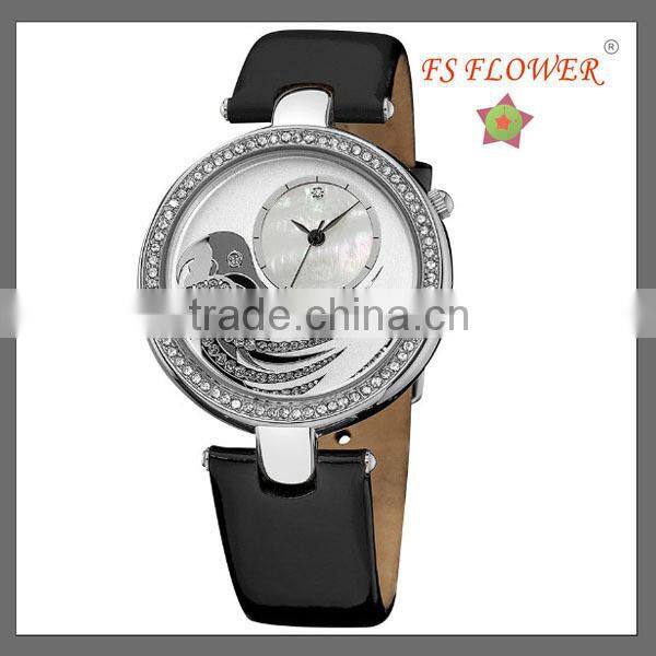 Nice New Ladies Glutinous Diamond Jelly Watch Case Mother of Preal Dial Women Wrist Watch