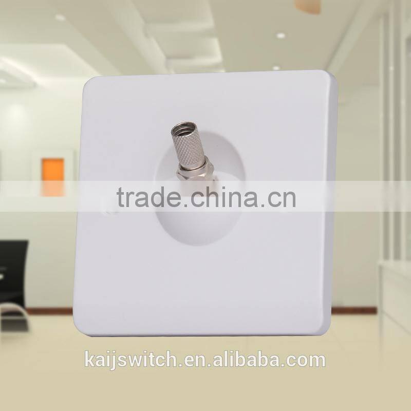 OEM cheap electrical white bakelite material 250v 10a tv plug socket