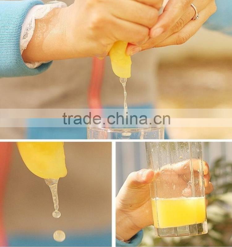 2016 new arrival home use hand press healthy portable mini squeezer