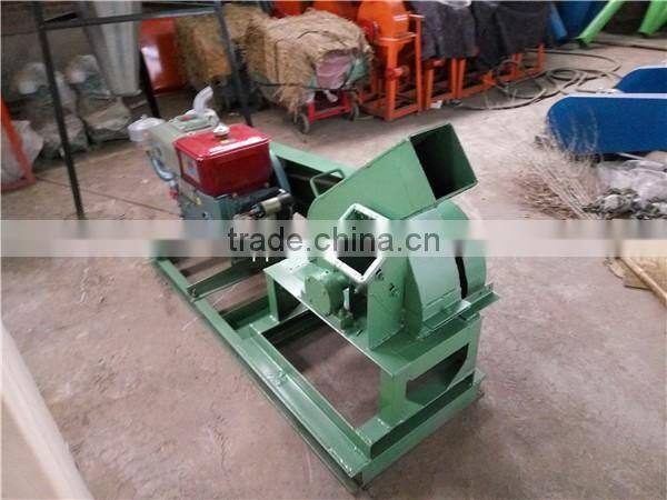 mini mobile diesel wood chipper on sale