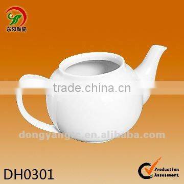 Factory direct wholesale 700cc ceramic water pitcher