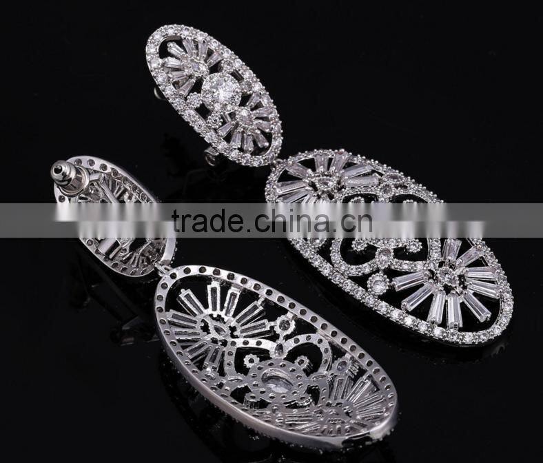Wholesale Stock Small Order Fashion Women Hollow Garland Zircon Earrings
