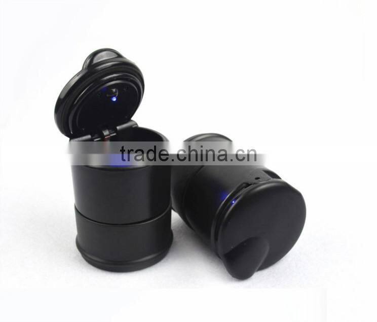 2015 led light car ashtray with high quality
