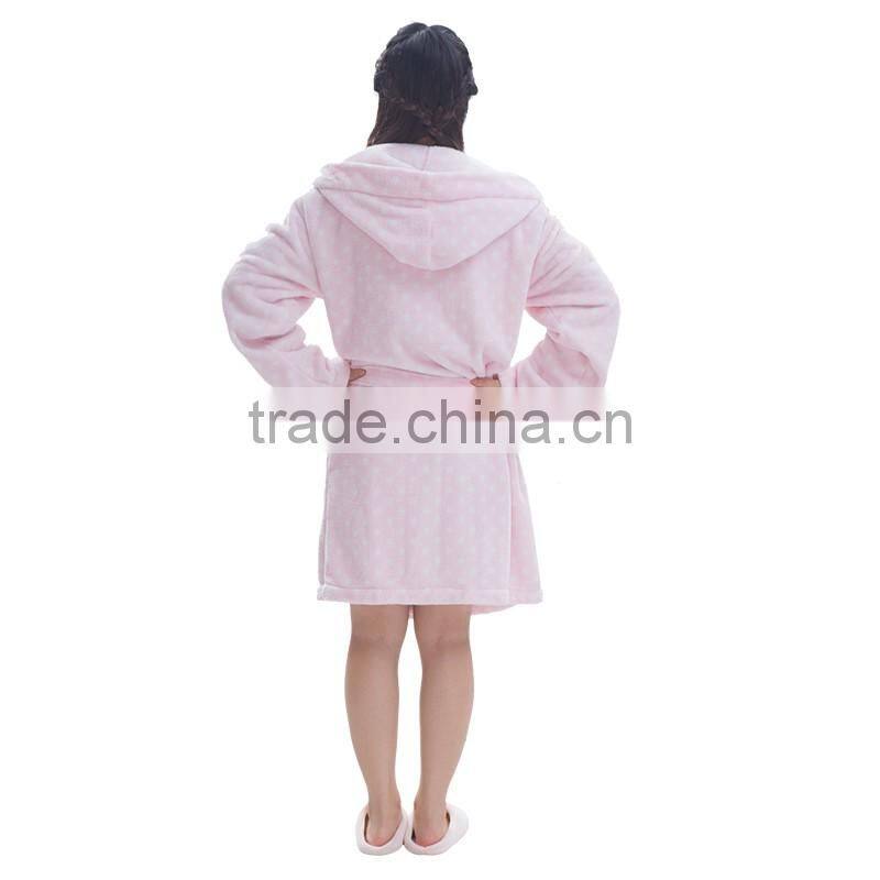 Wholesale hooded mature women sexy bathrobe gift set