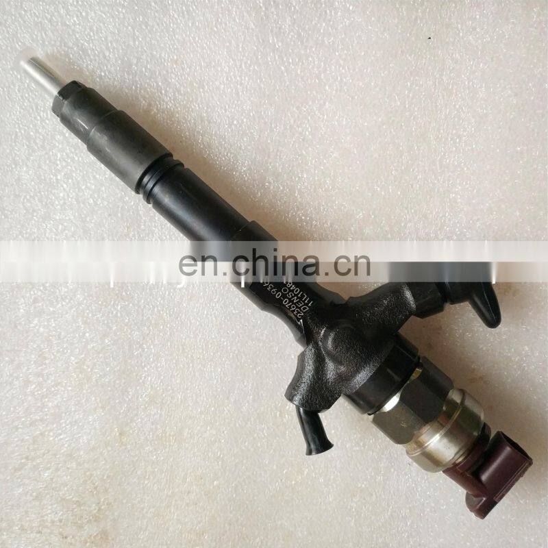 High quality and popular fuel injector 2KD 23670-09360