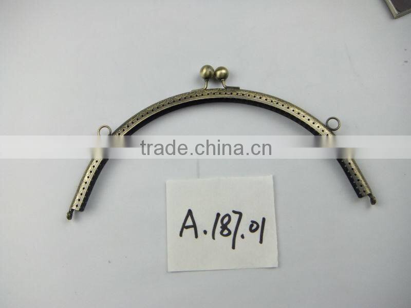 2014 NEW!Antique Brass DIY Metal Sewing Fashion Evening Bag Frame DIY Bag Accessories With Love Pattern