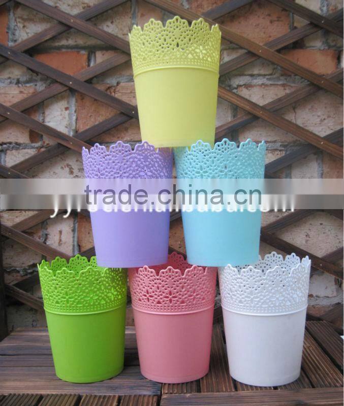 Modern flower pot