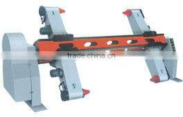Automatic corrugated cardboard manufacturing machine