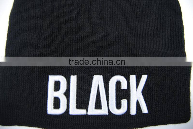 red beanie hat/embroidery logo style winter caps
