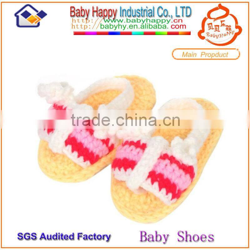 Nice design wool knitted baby winter boots