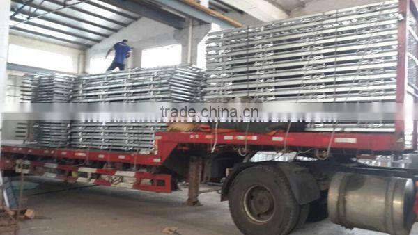 Factory Price of best quality Cattle headlock for dairy farms,livestock farm